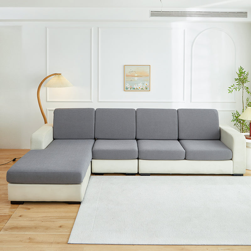 Housse de coussin de canapé déperlante, Gris clair, posée sur les coussins d'assise et de dossier d'un canapé