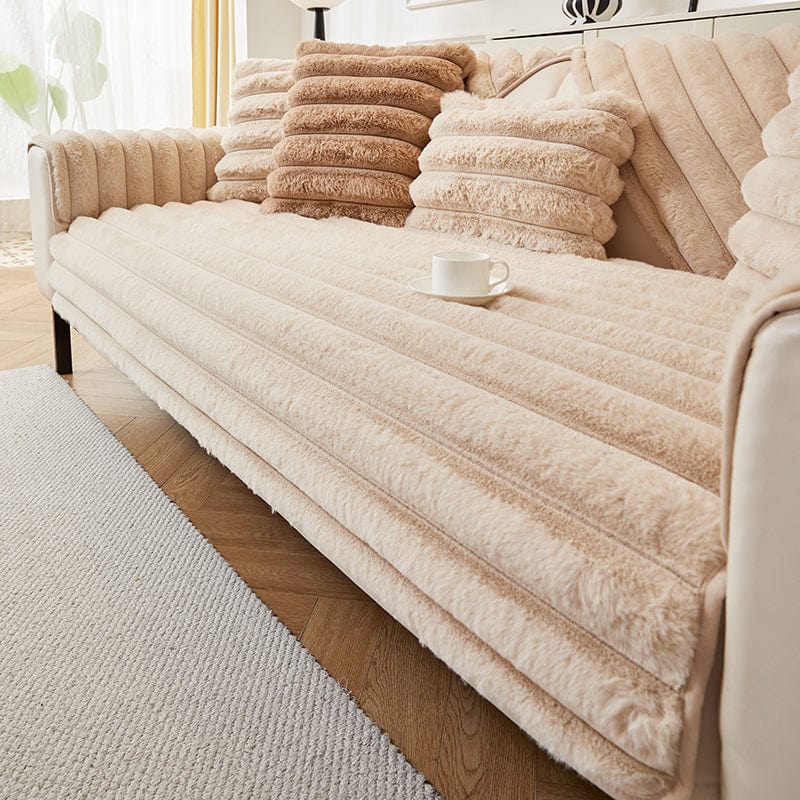 Housse canapé Beige - Housse de Canapé Antidérapante Luxe en Fausse Fourrure La Maison des Housses