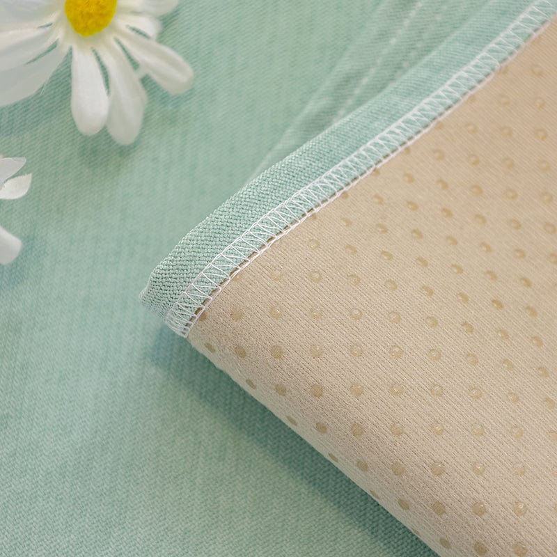 Housse canapé Vert clair - Housse de canapé antidérapante et imperméable La Maison des Housses