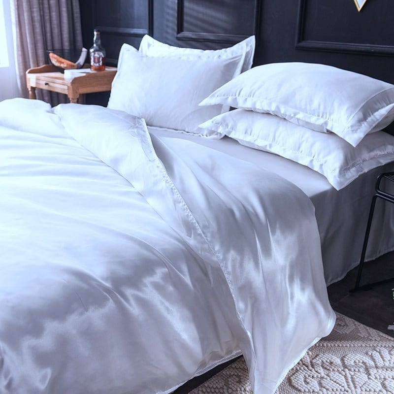 Parure de lit Blanc type satin - Drap housse / Housse de couette / 2 taies d'oreiller La Maison des Housses