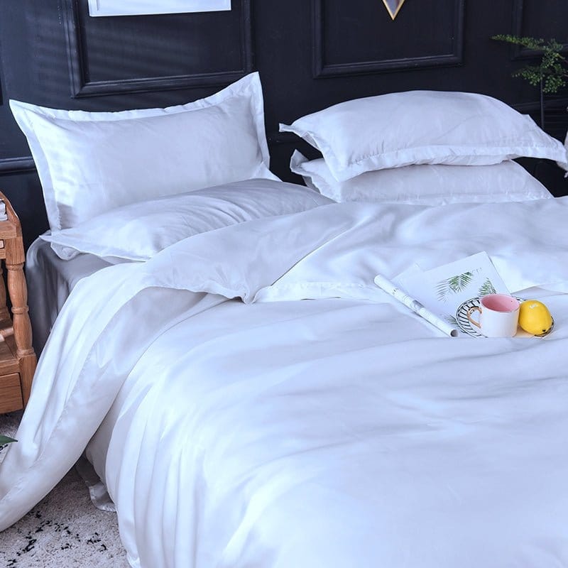 Parure de lit Blanc type satin - Drap housse / Housse de couette / 2 taies d'oreiller La Maison des Housses