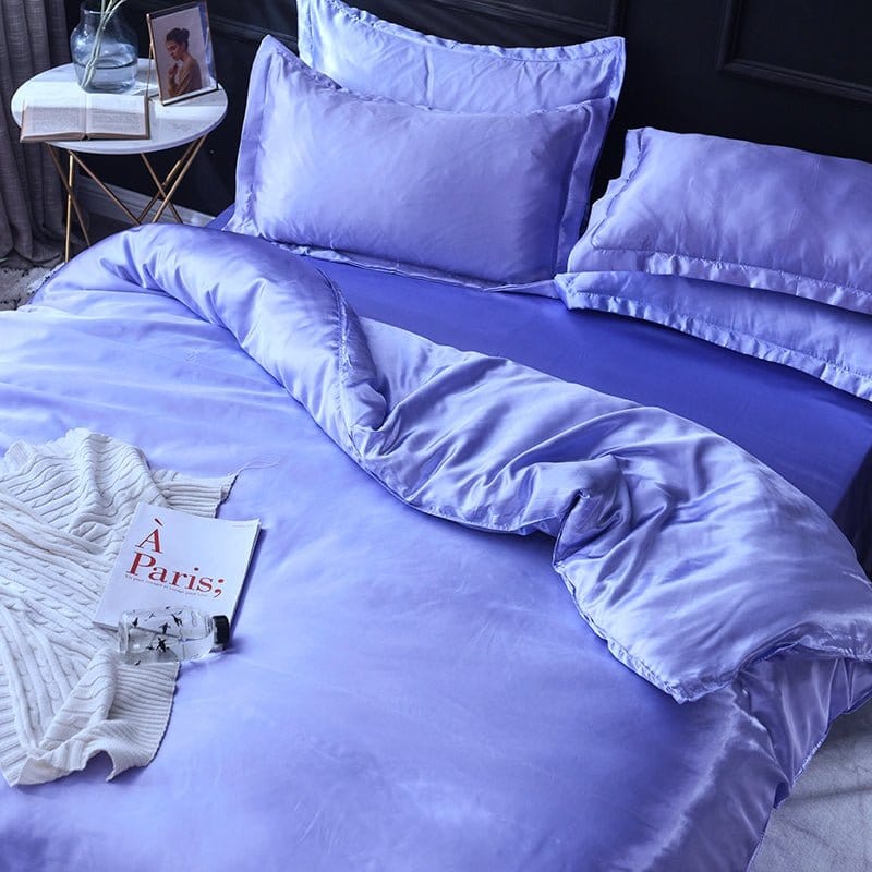 Parure de lit Bleu lavande type satin - Drap housse / Housse de couette / 2 taies d'oreiller La Maison des Housses