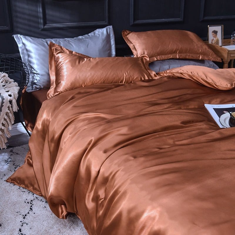 Parure de lit Marron type satin - Drap housse / Housse de couette / 2 taies d'oreiller La Maison des Housses