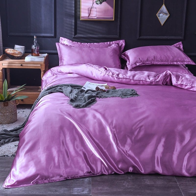 Parure de lit Mauve type satin - Drap housse / Housse de couette / 2 taies d'oreiller La Maison des Housses
