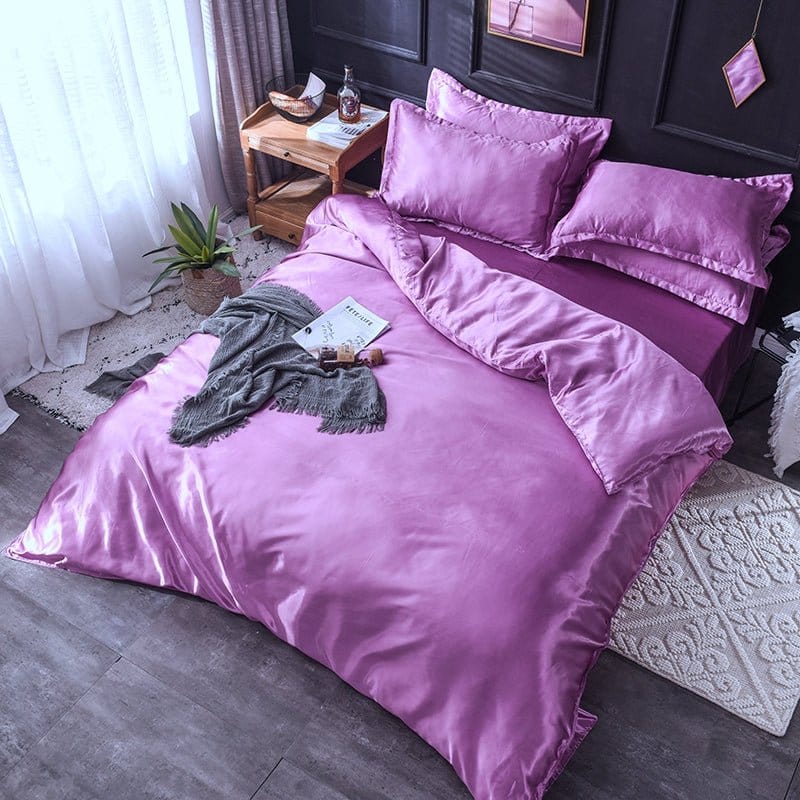 Parure de lit Mauve type satin - Drap housse / Housse de couette / 2 taies d'oreiller La Maison des Housses