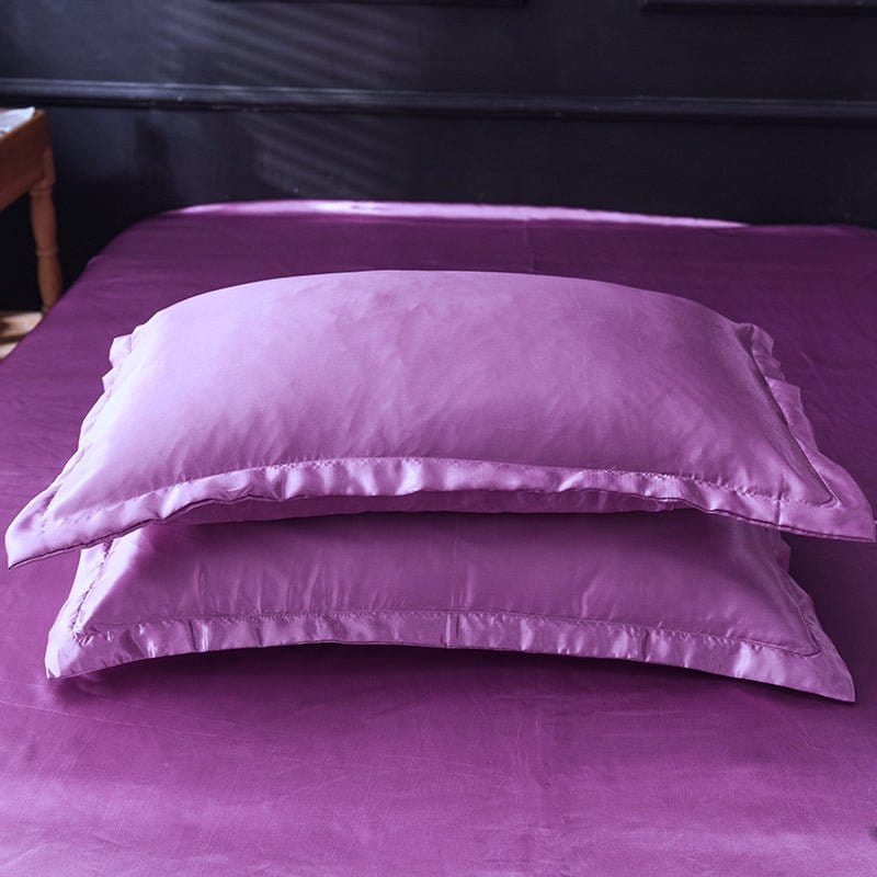 Parure de lit Mauve type satin - Drap housse / Housse de couette / 2 taies d'oreiller La Maison des Housses