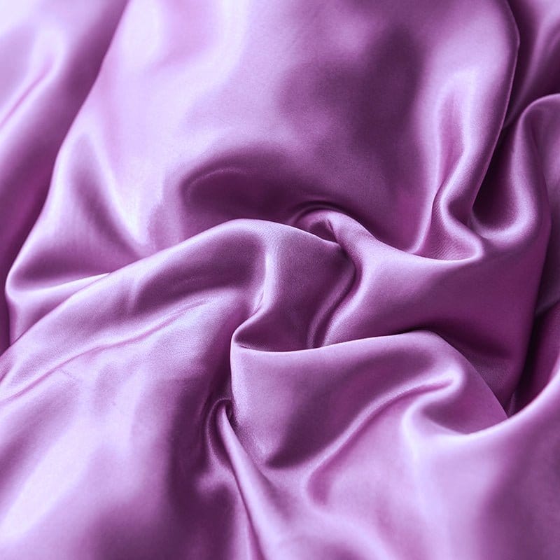 Parure de lit Mauve type satin - Drap housse / Housse de couette / 2 taies d'oreiller La Maison des Housses