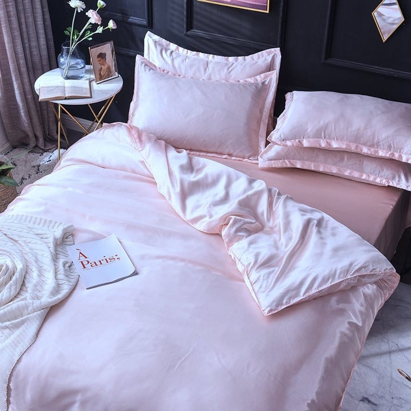 Parure de lit Rose clair type satin - Drap housse / Housse de couette / 2 taies d'oreiller La Maison des Housses