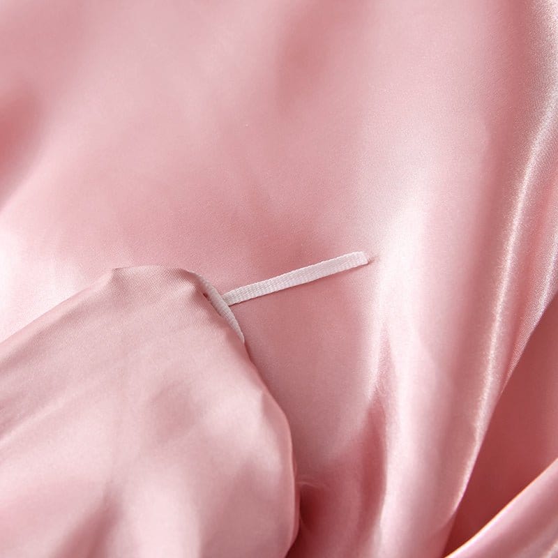 Parure de lit Rose pêche type satin - Drap housse / Housse de couette / 2 taies d'oreiller La Maison des Housses