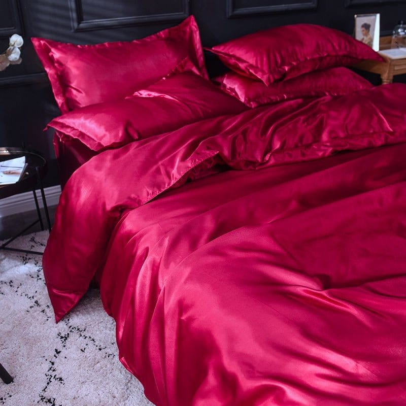 Parure de lit Rouge type satin - Drap housse / Housse de couette / 2 taies d'oreiller La Maison des Housses