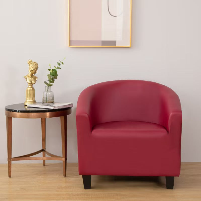 Housse de fauteuil cabriolet en simili cuir, Grenat, posée sur un fauteuil cabriolet