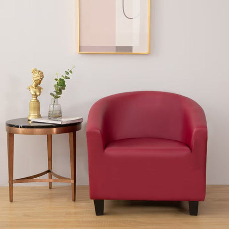 Housse de fauteuil cabriolet en simili cuir, Grenat, posée sur un fauteuil cabriolet