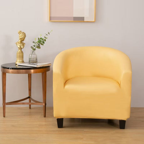 Housse de fauteuil cabriolet en simili cuir, Jaune doré, posée sur un fauteuil cabriolet