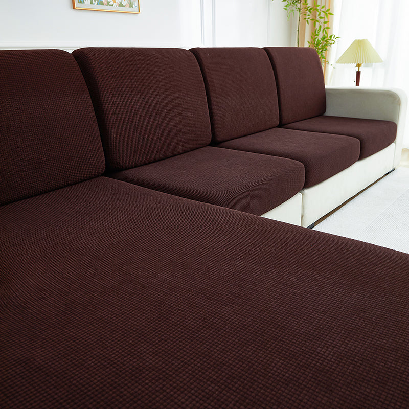 Housse de coussin de canapé déperlante, Chocolat, posée sur les coussins d'assise et de dossier d'un canapé — vue 3