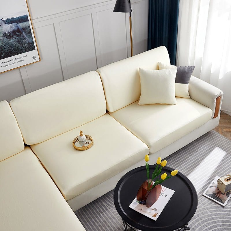 Housse de coussin de canapé en simili cuir, Ivoire, posée sur les coussins d'assise et de dossier d'un canapé — vue 2