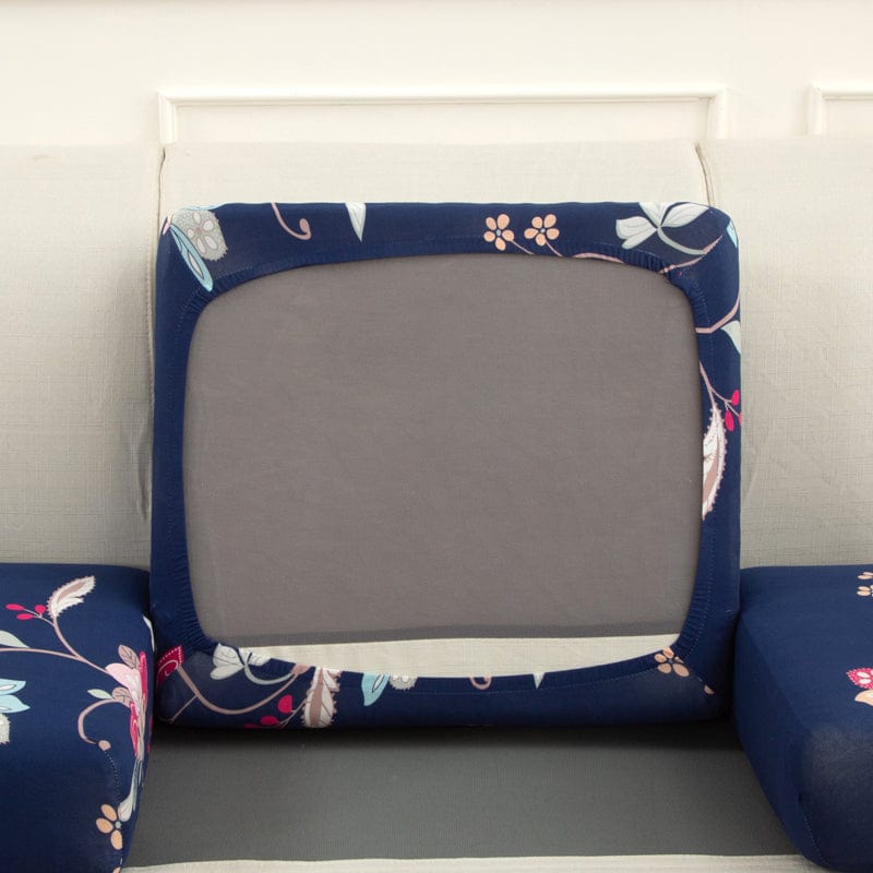 Housse de coussin de canapé extensible, Bleu marine fleurs roses, posée sur les coussins d'assise et de dossier d'un canapé — vue 3