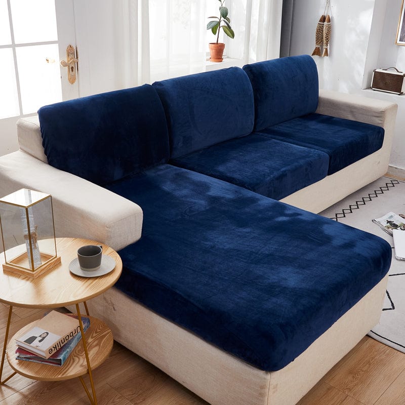 Housse de coussin de canapé en velours, Bleu saphir, posée sur les coussins d'assise et de dossier d'un canapé — vue 2