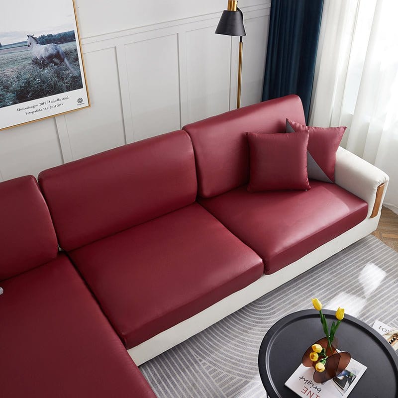 Housse de coussin de canapé en simili cuir, Grenat, posée sur les coussins d'assise et de dossier d'un canapé — vue 2