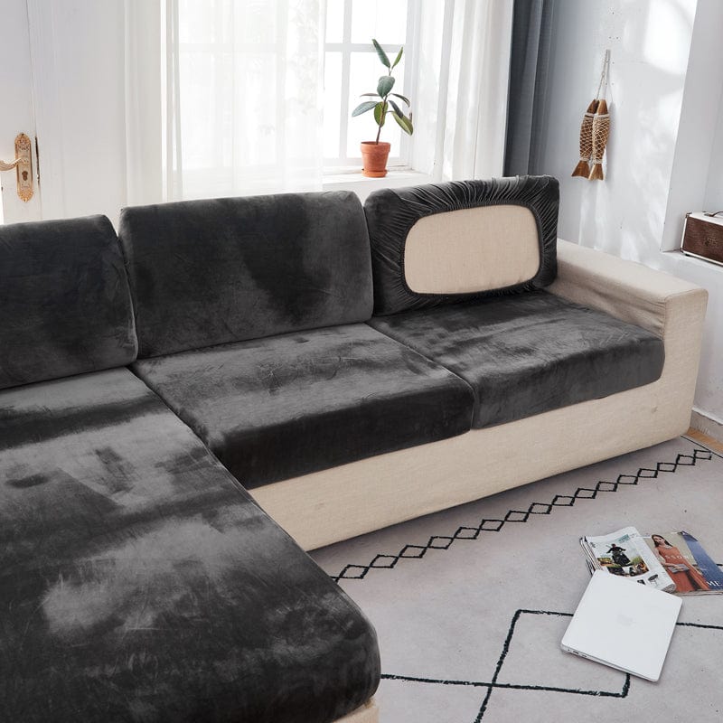 Housse de coussin de canapé en velours, Gris graphite, posée sur les coussins d'assise et de dossier d'un canapé — vue 3