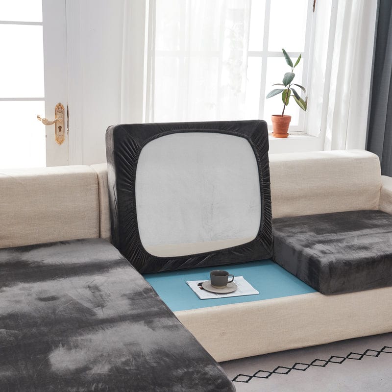 Housse de coussin de canapé en velours, Gris graphite, posée sur les coussins d'assise et de dossier d'un canapé — vue 5