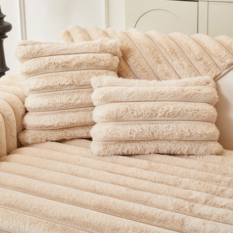 Housse coussin Beige - 1 pièce - Housses de coussin Luxe en Fausse Fourrure Épaisse La Maison des Housses