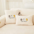 Housse de coussin EasyCover sherpa bouclé 45×45, à l'unité, Blanc crème moutonné, posée sur un canapé