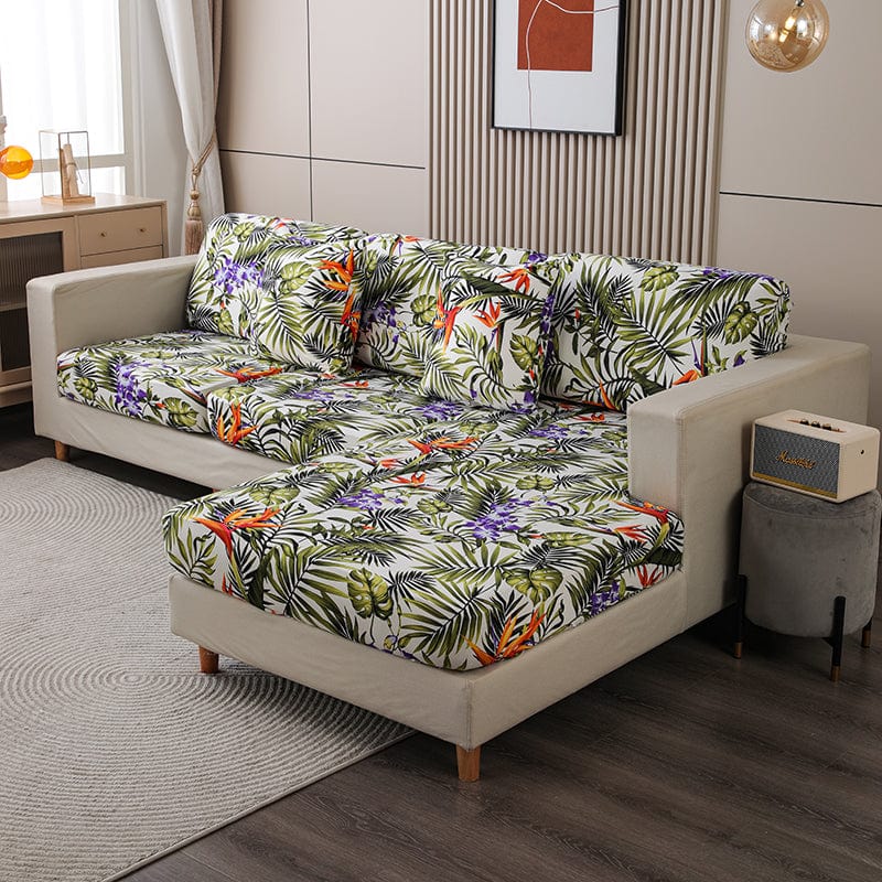 Housse de coussin de canapé extensible, Écru jungle violette, posée sur les coussins d'assise et de dossier d'un canapé — vue 2