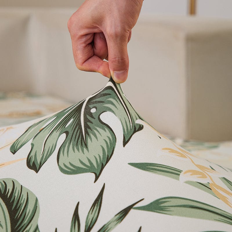 Housse de coussin de canapé extensible, Écru jungle dorée, posée sur les coussins d'assise et de dossier d'un canapé — vue 6