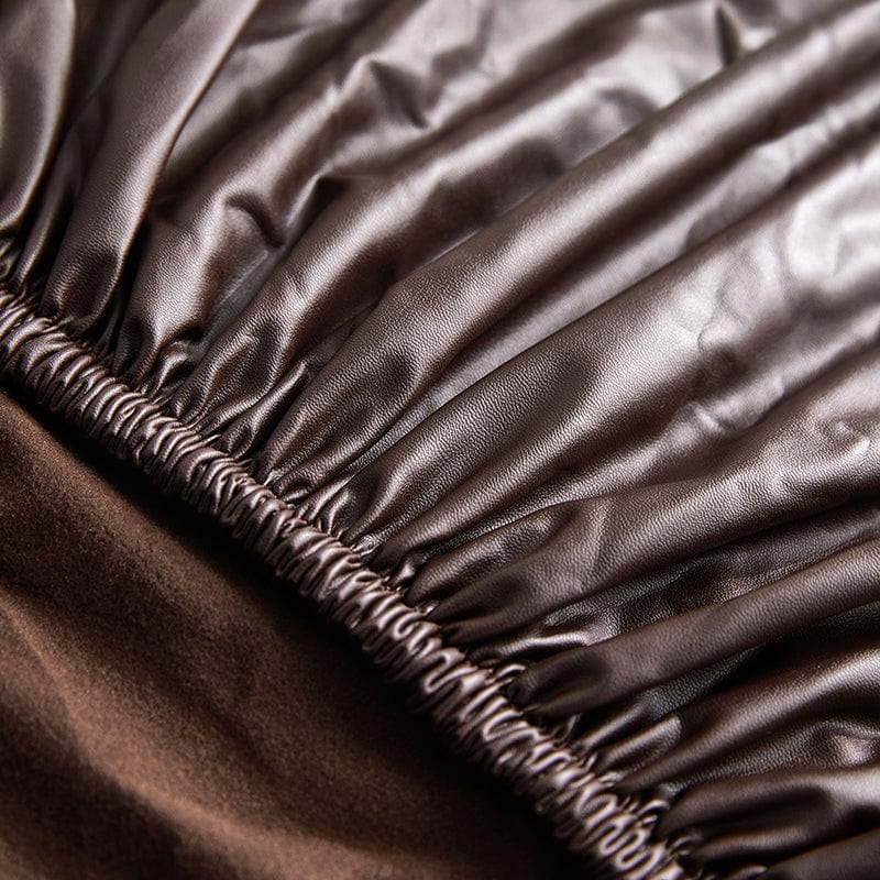 Housse de coussin de canapé en simili cuir, Acajou, posée sur les coussins d'assise et de dossier d'un canapé — vue 6
