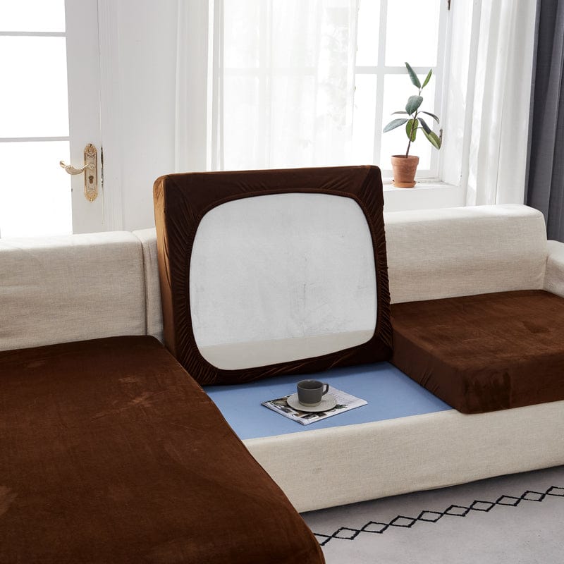 Housse de coussin de canapé en velours, Cacao, posée sur les coussins d'assise et de dossier d'un canapé — vue 5