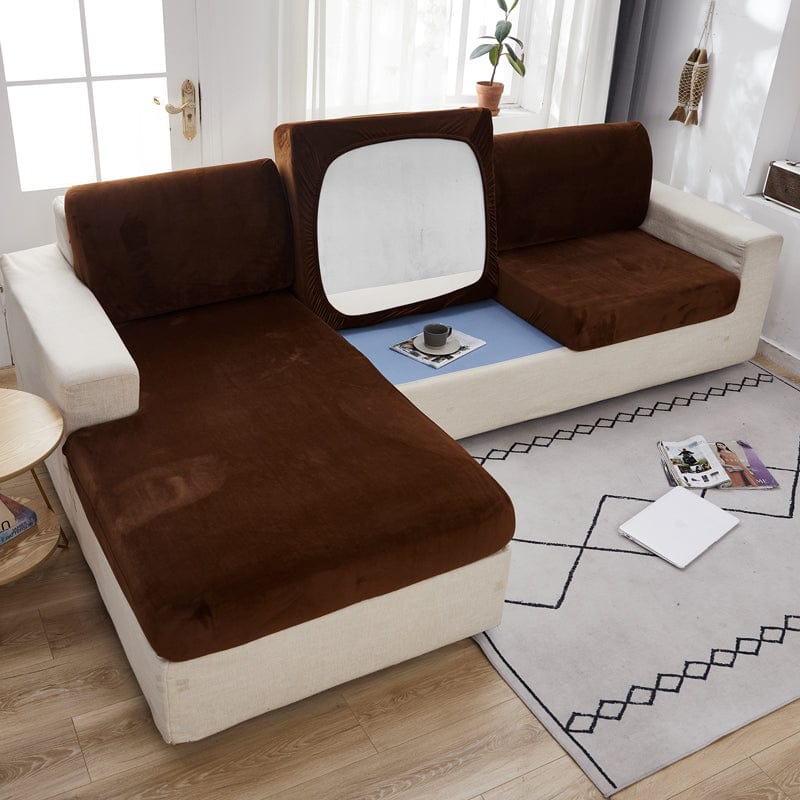 Housse de coussin de canapé en velours, Cacao, posée sur les coussins d'assise et de dossier d'un canapé — vue 4