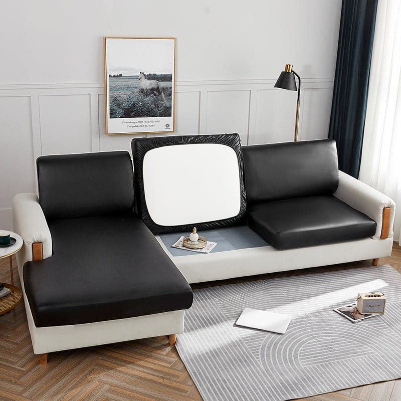 Housse de coussin de canapé en simili cuir, Noir onyx, posée sur les coussins d'assise et de dossier d'un canapé — vue 3