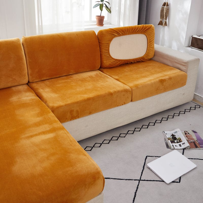Housse de coussin de canapé en velours, Ambre, posée sur les coussins d'assise et de dossier d'un canapé — vue 3