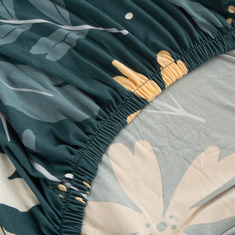 Housse de coussin de canapé extensible, Bleu canard marguerites, posée sur les coussins d'assise et de dossier d'un canapé — vue 5