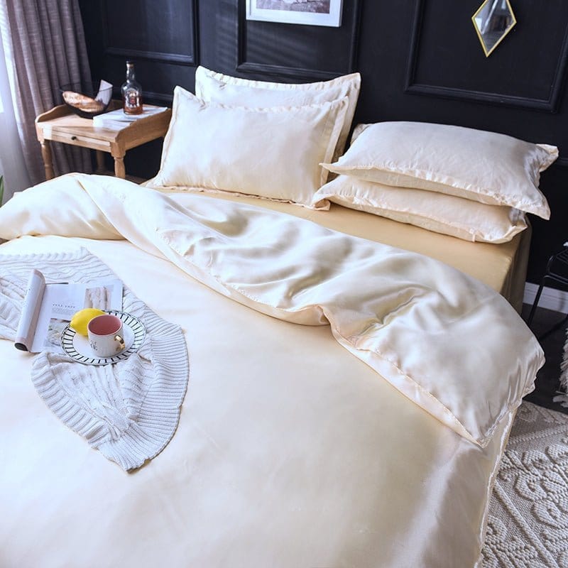 Parure de lit Beige clair type satin - Drap housse / Housse de couette / 2 taies d'oreiller La Maison des Housses