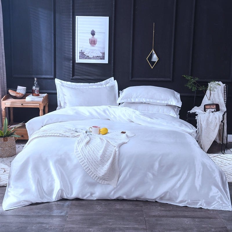 Parure de lit Blanc type satin - Drap housse / Housse de couette / 2 taies d'oreiller La Maison des Housses