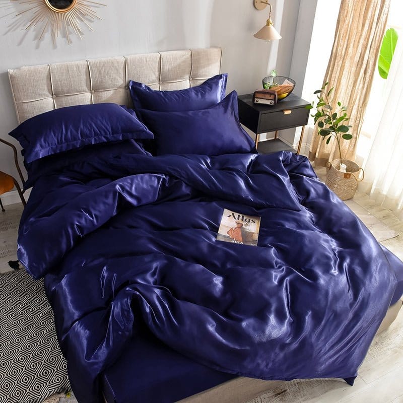 Parure de lit Bleu foncé type satin - Drap housse / Housse de couette / 2 taies d'oreiller La Maison des Housses