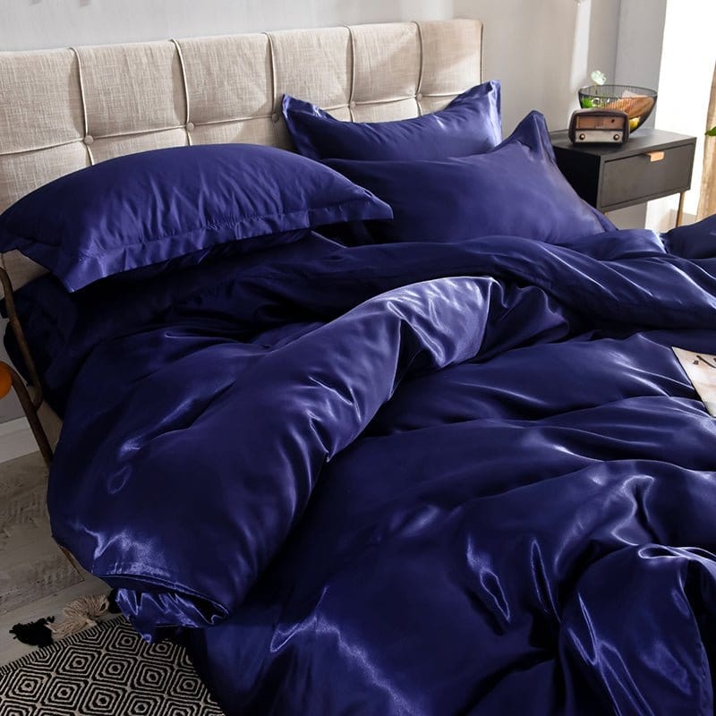 Parure de lit Bleu foncé type satin - Drap housse / Housse de couette / 2 taies d'oreiller La Maison des Housses