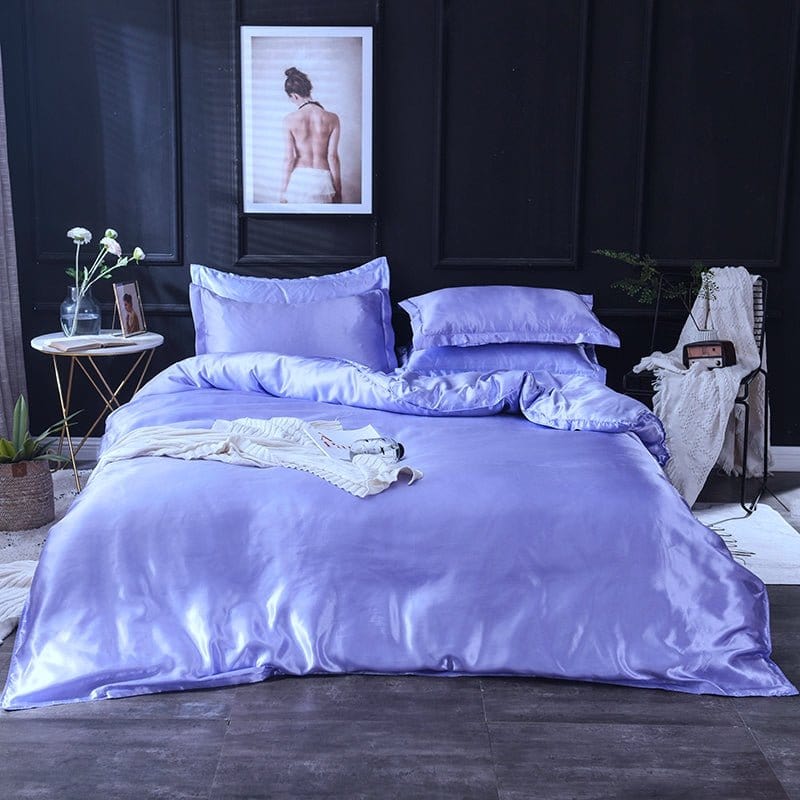 Parure de lit Bleu lavande type satin - Drap housse / Housse de couette / 2 taies d'oreiller La Maison des Housses