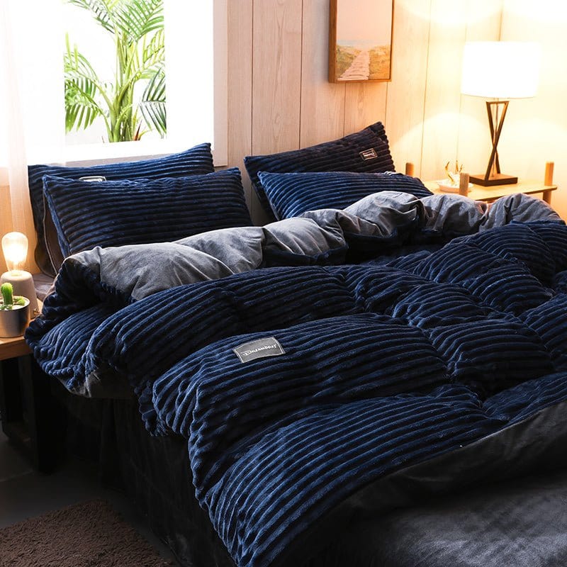 Parure de lit en velours Bleu marine Velours - Drap housse / Housse de couette / Taies d'oreiller La Maison des Housses