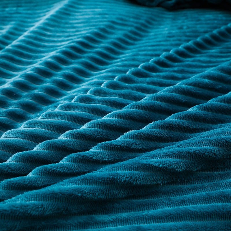 Parure de lit en velours Bleu turquoise Velours - Drap housse / Housse de couette / Taies d'oreiller La Maison des Housses