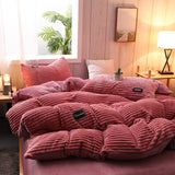 Parure de lit en velours Rose Velours - Drap housse / Housse de couette / Taies d'oreiller La Maison des Housses