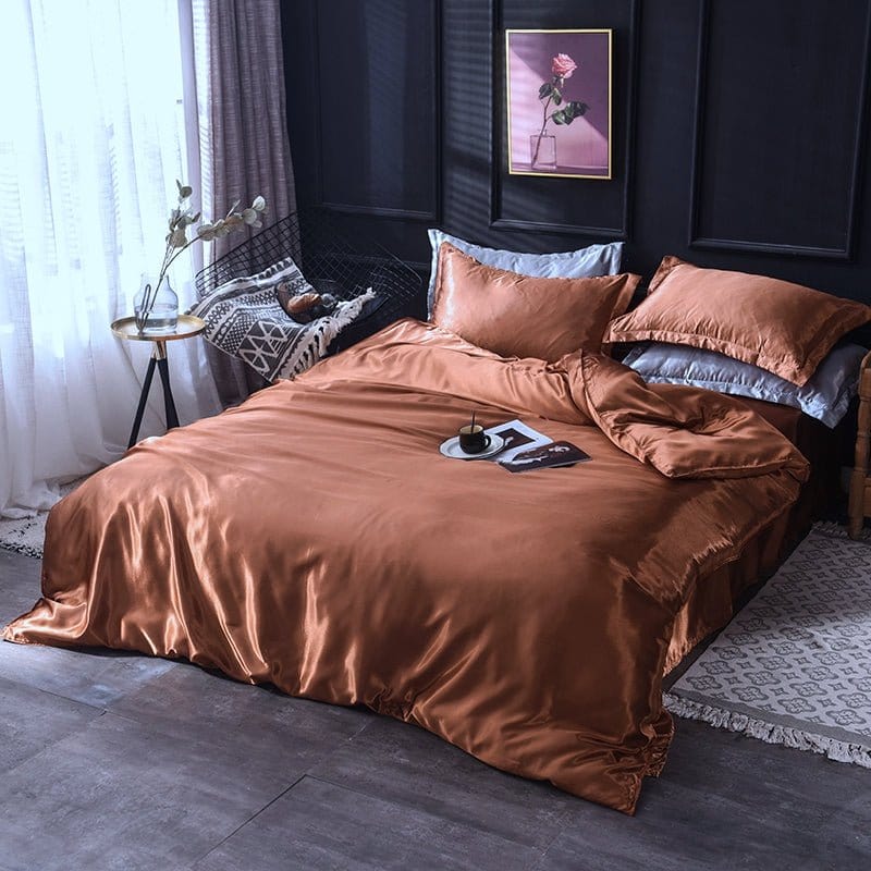 Parure de lit Marron type satin - Drap housse / Housse de couette / 2 taies d'oreiller La Maison des Housses