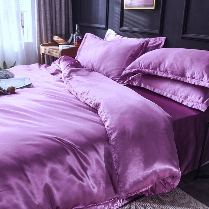 Parure de lit Mauve type satin - Drap housse / Housse de couette / 2 taies d'oreiller La Maison des Housses