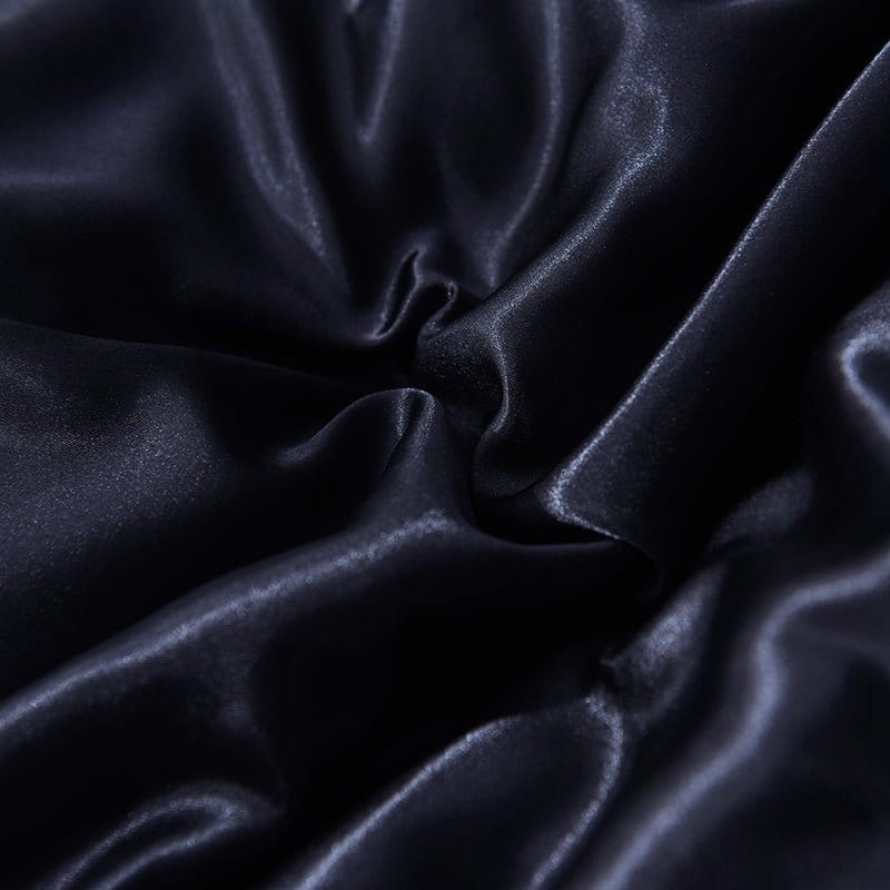 Parure de lit Noir type satin - Drap housse / Housse de couette / 2 taies d'oreiller La Maison des Housses