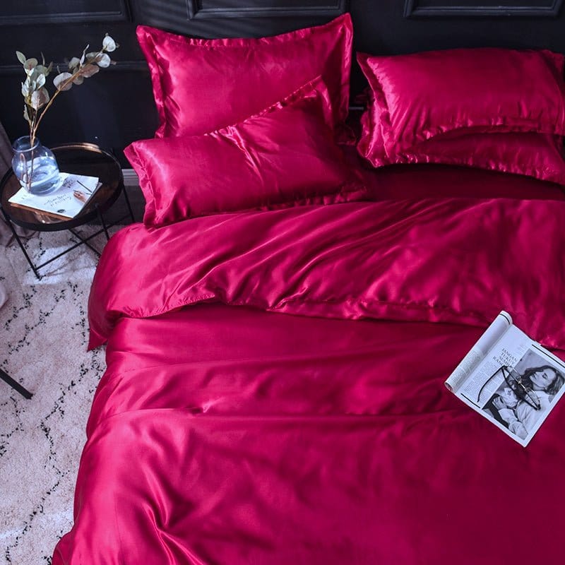 Parure de lit Rouge type satin - Drap housse / Housse de couette / 2 taies d'oreiller La Maison des Housses