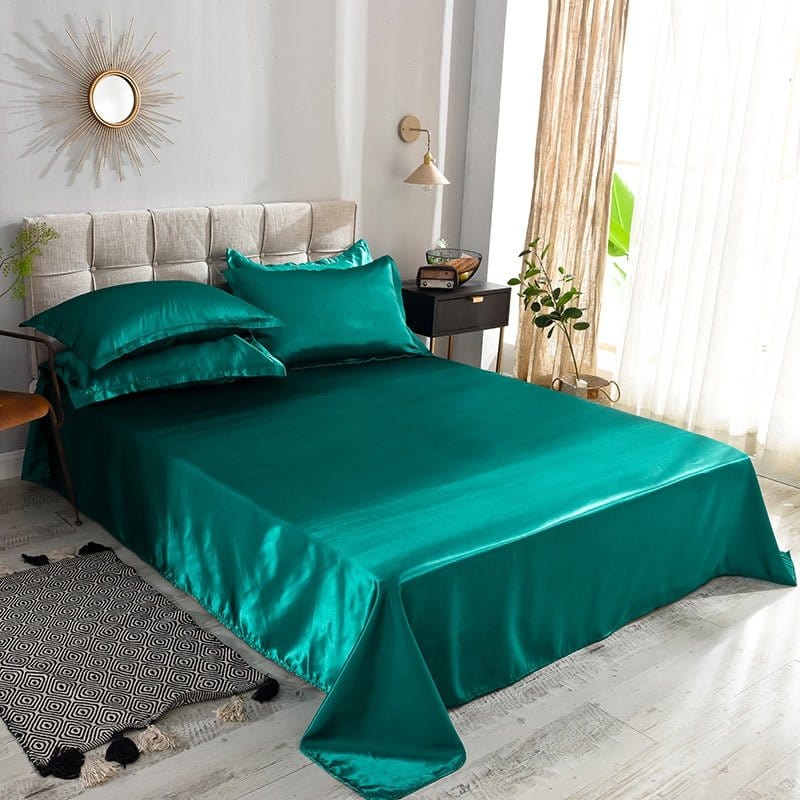 Parure de lit Vert type satin - Drap housse / Housse de couette / 2 taies d'oreiller La Maison des Housses