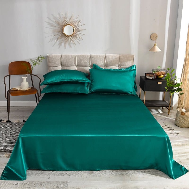 Parure de lit Vert type satin - Drap housse / Housse de couette / 2 taies d'oreiller La Maison des Housses