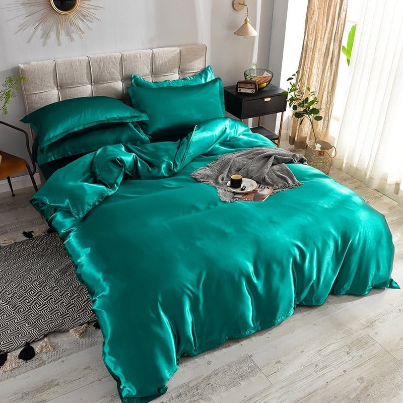 Parure de lit Vert type satin - Drap housse / Housse de couette / 2 taies d'oreiller La Maison des Housses