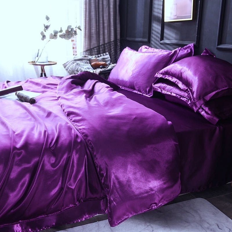 Parure de lit Violet type satin - Drap housse / Housse de couette / 2 taies d'oreiller La Maison des Housses